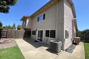 161 Green Glade Ct, Camarillo, CA 93010 - Photo 31