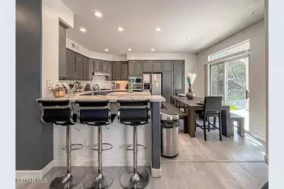 215 Southcrest Place, Simi Valley, CA 93065 - Photo 13