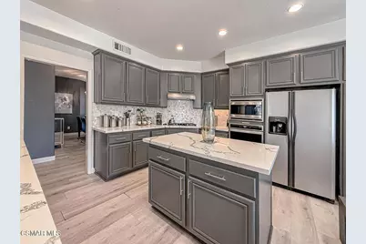 215 Southcrest Place, Simi Valley, CA 93065 - Photo 15