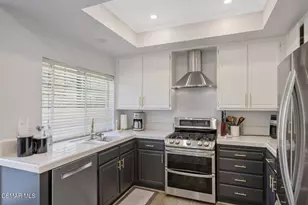156 Windrose Dr, Thousand Oaks, CA 91320 - Photo 13
