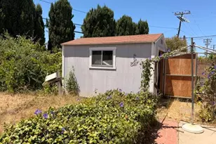 1330 Norman Ave, Thousand Oaks, CA 91360 - Photo 19