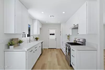 1307 Clay Avenue, Ventura, CA 93004 - Photo 25