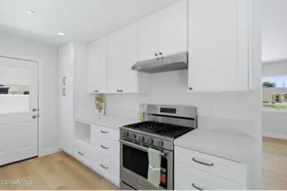 1307 Clay Avenue, Ventura, CA 93004 - Photo 23