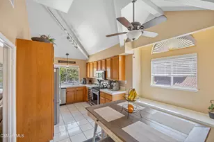 275 Ridgeton Ln, Simi Valley, CA 93065 - Photo 23