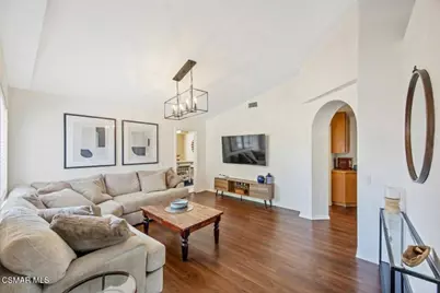 275 Ridgeton Lane #B, Simi Valley, CA 93065 - Photo 17
