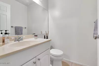596 Via Novella, Oak Park, CA 91377 - Photo 15