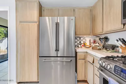 596 Via Novella, Oak Park, CA 91377 - Photo 11
