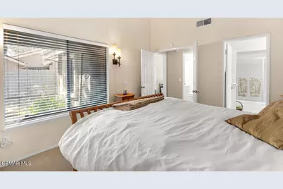 596 Via Novella, Oak Park, CA 91377 - Photo 13