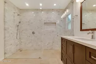 9244 Jellico Ave, Northridge, CA 91325 - Photo 17