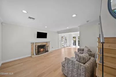 30729 Lakefront Drive, Agoura Hills, CA 91301 - Photo 13