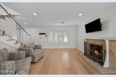 30729 Lakefront Drive, Agoura Hills, CA 91301 - Photo 5