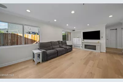30729 Lakefront Drive, Agoura Hills, CA 91301 - Photo 29