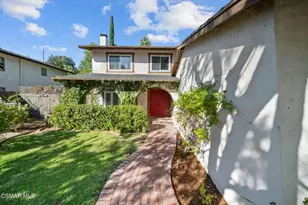 30729 Lakefront Dr, Agoura Hills, CA 91301 - Photo 9