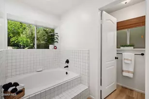 335 Medea Creek Ln, Oak Park, CA 91377 - Photo 35