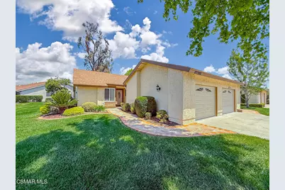 42203 Village 42, Camarillo, CA 93012 - Photo 1