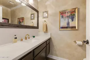 30049 Trail Creek Dr, Agoura Hills, CA 91301 - Photo 13