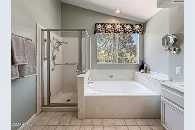 657 Galloping Hill Road, Simi Valley, CA 93065 - Photo 45