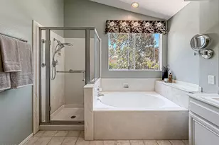 657 Galloping Hill Rd, Simi Valley, CA 93065 - Photo 45