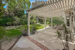 657 Galloping Hill Rd, Simi Valley, CA 93065 - Photo 59