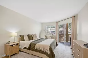 5837 Oak Bend Ln, Oak Park, CA 91377 - Photo 13