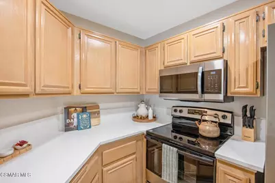 5837 Oak Bend Lane #310, Oak Park, CA 91377 - Photo 9