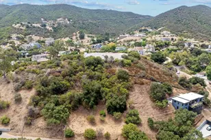 Kathleen Dr, Newbury Park, CA 91320 - Photo 11