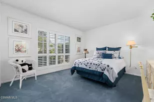 17701 Corinthian Dr, Encino, CA 91316 - Photo 23
