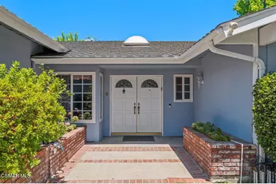 17701 Corinthian Drive, Encino, CA 91316 - Photo 31