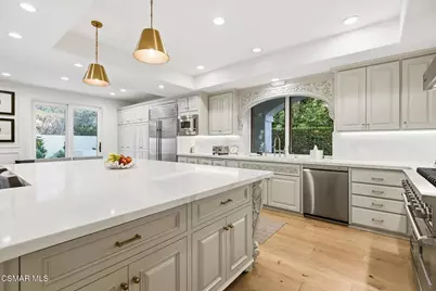1103 Country Valley Road, Westlake Village, CA 91362 - Photo 11