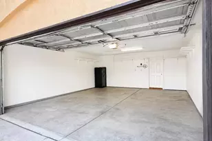 2323 Easthills Dr, Bakersfield, CA 93306 - Photo 27