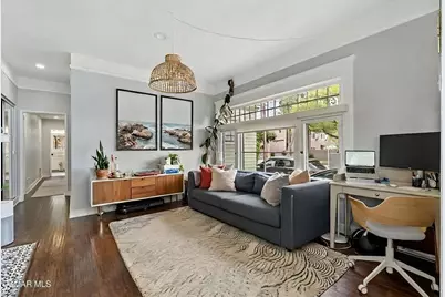 637 N Raymond Avenue, Pasadena, CA 91103 - Photo 5