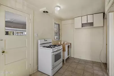 3627 Flower Street, Huntington Park, CA 90255 - Photo 13