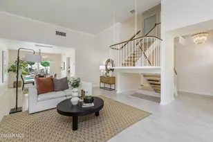 17068 Escalon Dr, Encino, CA 91436 - Photo 3