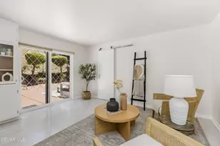 17068 Escalon Dr, Encino, CA 91436 - Photo 7