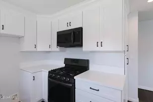 20958 Hemmingway St, Canoga Park, CA 91304 - Photo 13