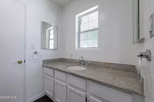 20958 Hemmingway St, Canoga Park, CA 91304 - Photo 21