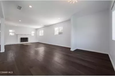 20958 Hemmingway Street, Canoga Park, CA 91304 - Photo 9