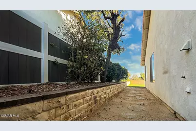1784 Sweet Briar Place, Thousand Oaks, CA 91362 - Photo 29