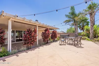 3217 Hamlin Avenue, Simi Valley, CA 93063 - Photo 5