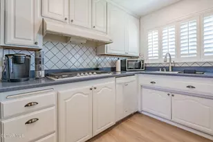 3217 Hamlin Ave, Simi Valley, CA 93063 - Photo 13