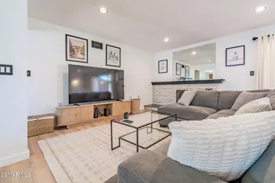 3217 Hamlin Avenue, Simi Valley, CA 93063 - Photo 9