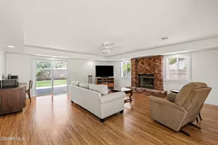 27540 Freetown Ln, Agoura Hills, CA 91301 - Photo 21