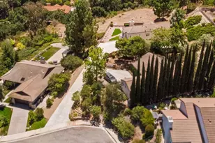 27540 Freetown Ln, Agoura Hills, CA 91301 - Photo 3