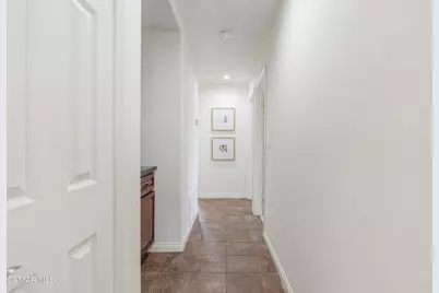 2037 Stanford Drive, Simi Valley, CA 93065 - Photo 11