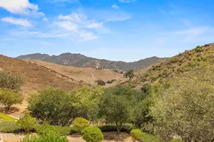 3170 Heavenly Ridge St, Thousand Oaks, CA 91362 - Photo 95