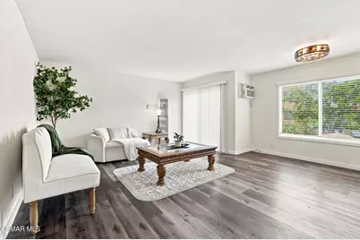 365 Burchett Street #213, Glendale, CA 91203 - Photo 3