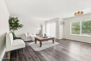 365 Burchett St, Glendale, CA 91203 - Photo 3