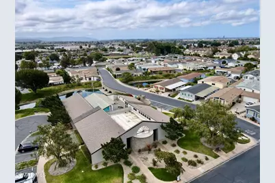 21 Poinsettia Gardens Drive #21, Ventura, CA 93004 - Photo 49