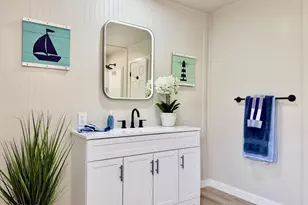 21 Poinsettia Gardens Dr, Ventura, CA 93004 - Photo 25