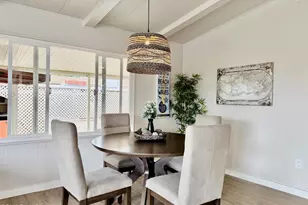 21 Poinsettia Gardens Dr, Ventura, CA 93004 - Photo 11